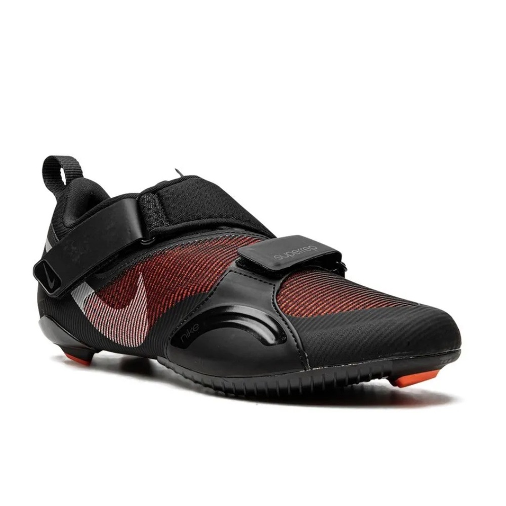 Nike Men's Black and Red Athletic Training Shoe